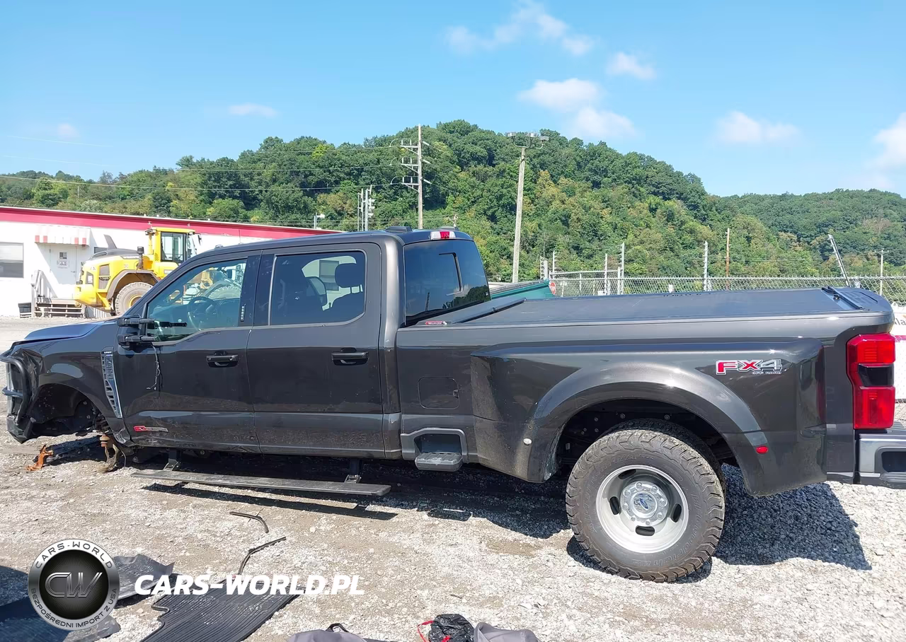 2024 Ford F-350 Lariat VIN:1FT8W3DM4RED81125 - 15