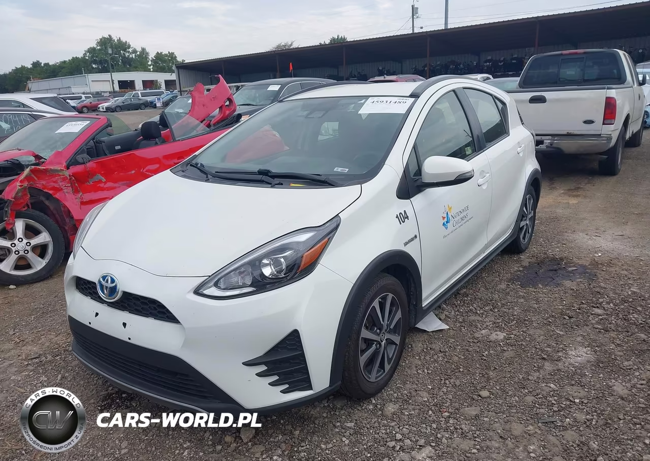 2018 Toyota Prius C Two VIN:JTDKDTB38J1605112 - 12