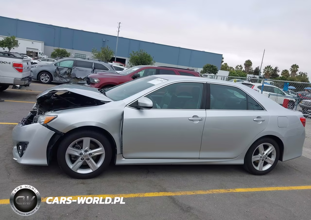 2013 Toyota Camry Se VIN:4T1BF1FK4DU294681 - 14