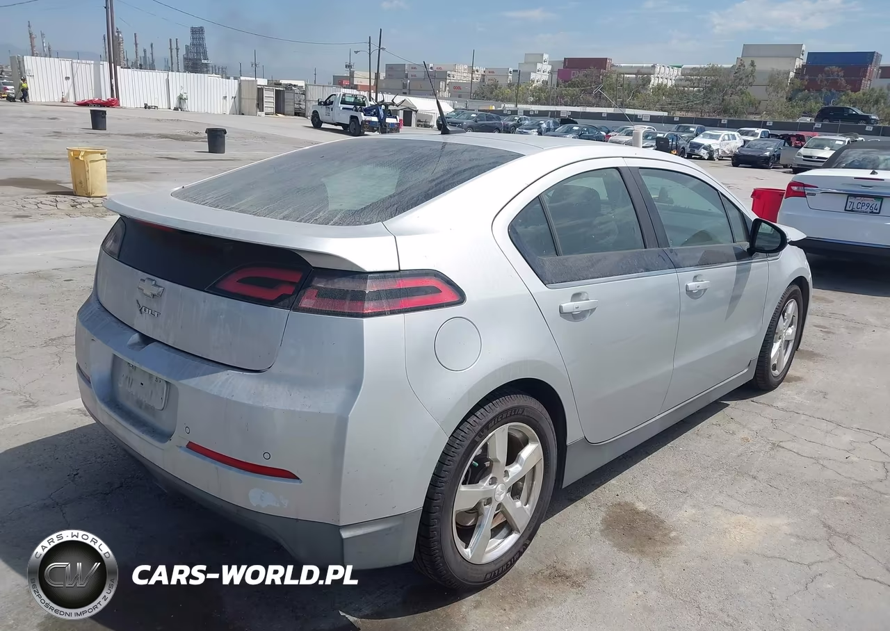 2013 Chevrolet Volt VIN:1G1RH6E4XDU121334 - 4