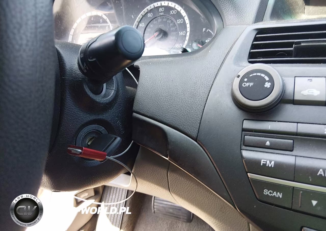 2010 Honda Accord 2.4 Lx VIN:1HGCP2F37AA051109 - 11