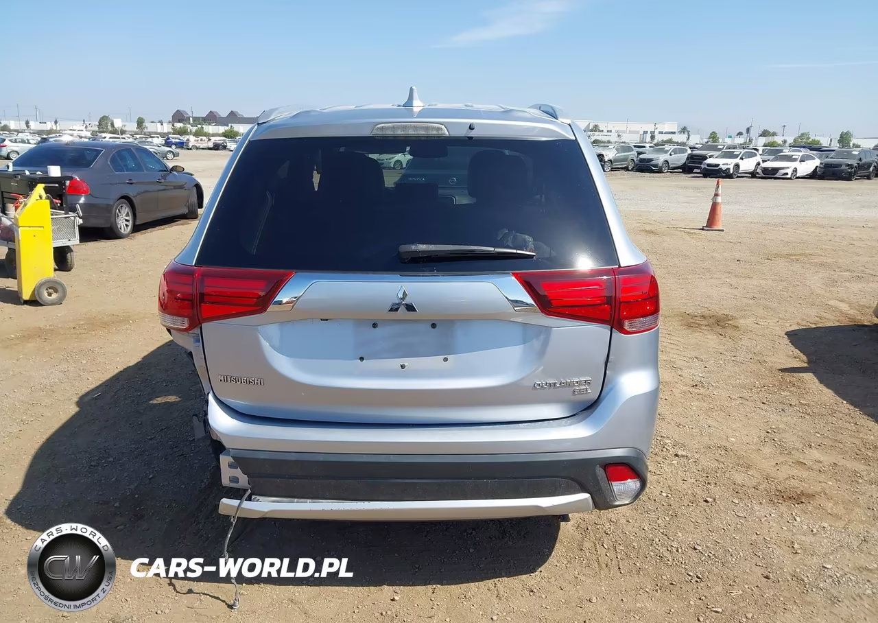 2017 Mitsubishi Outlander Se-Sel VIN:JA4AD3A34HZ041686 - 17