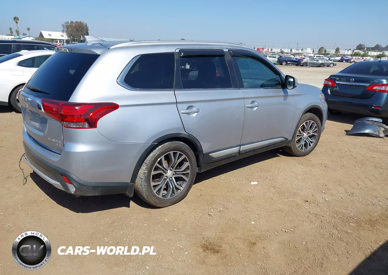 2017 Mitsubishi Outlander Se-Sel VIN:JA4AD3A34HZ041686 - 4