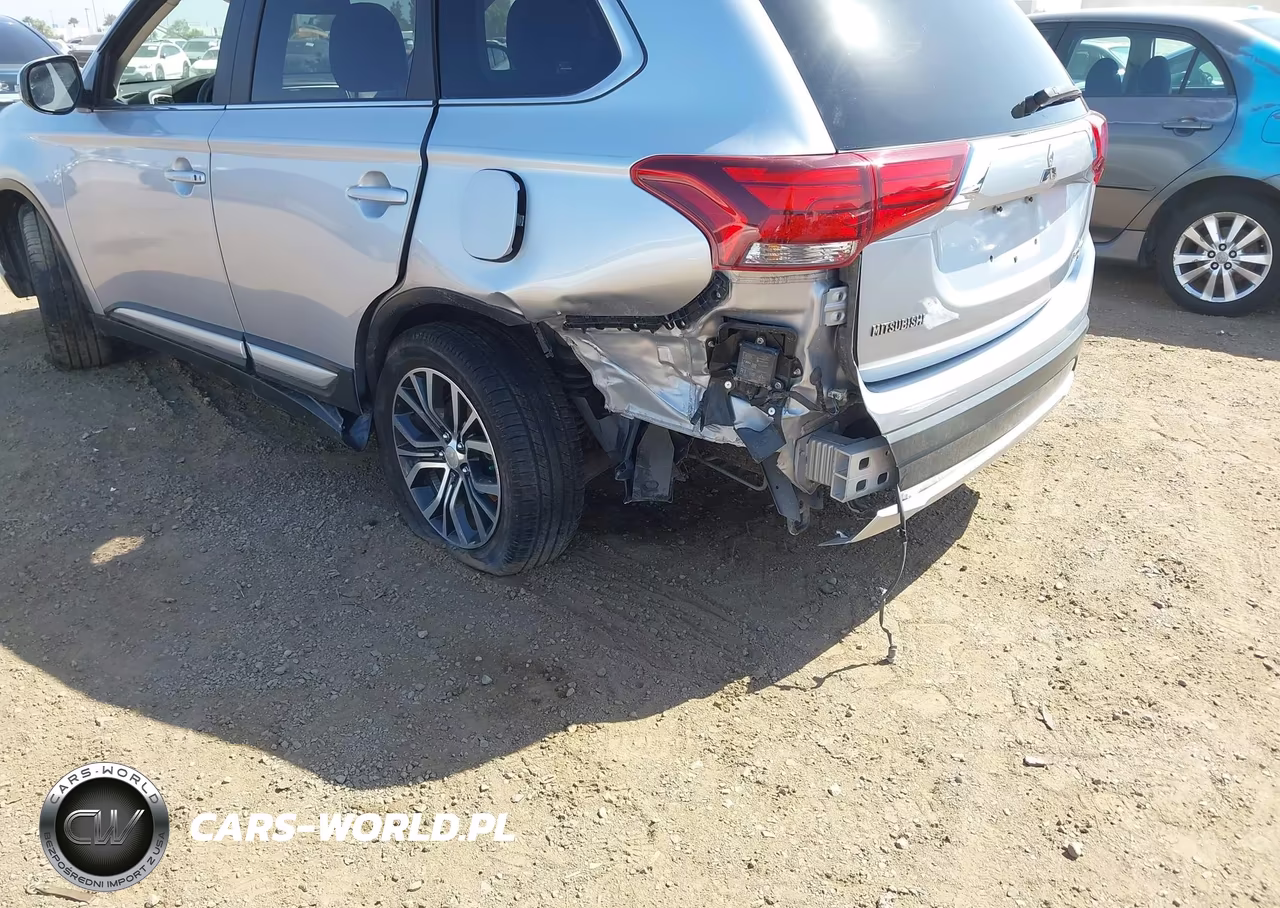 2017 Mitsubishi Outlander Se-Sel VIN:JA4AD3A34HZ041686 - 6