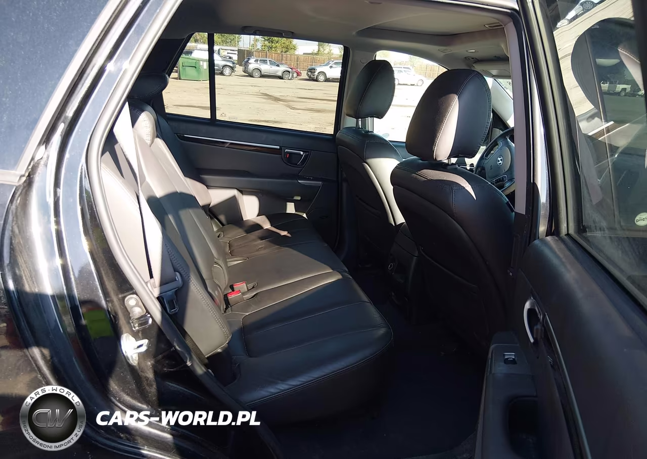 2011 Hyundai Santa Fe Limited V6 VIN:5XYZKDAG9BG014738 - 8