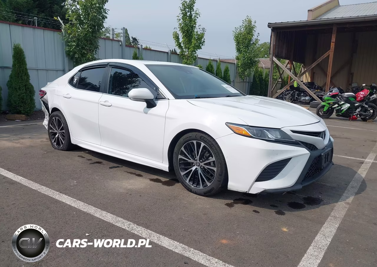 2020 Toyota Camry Se Awd