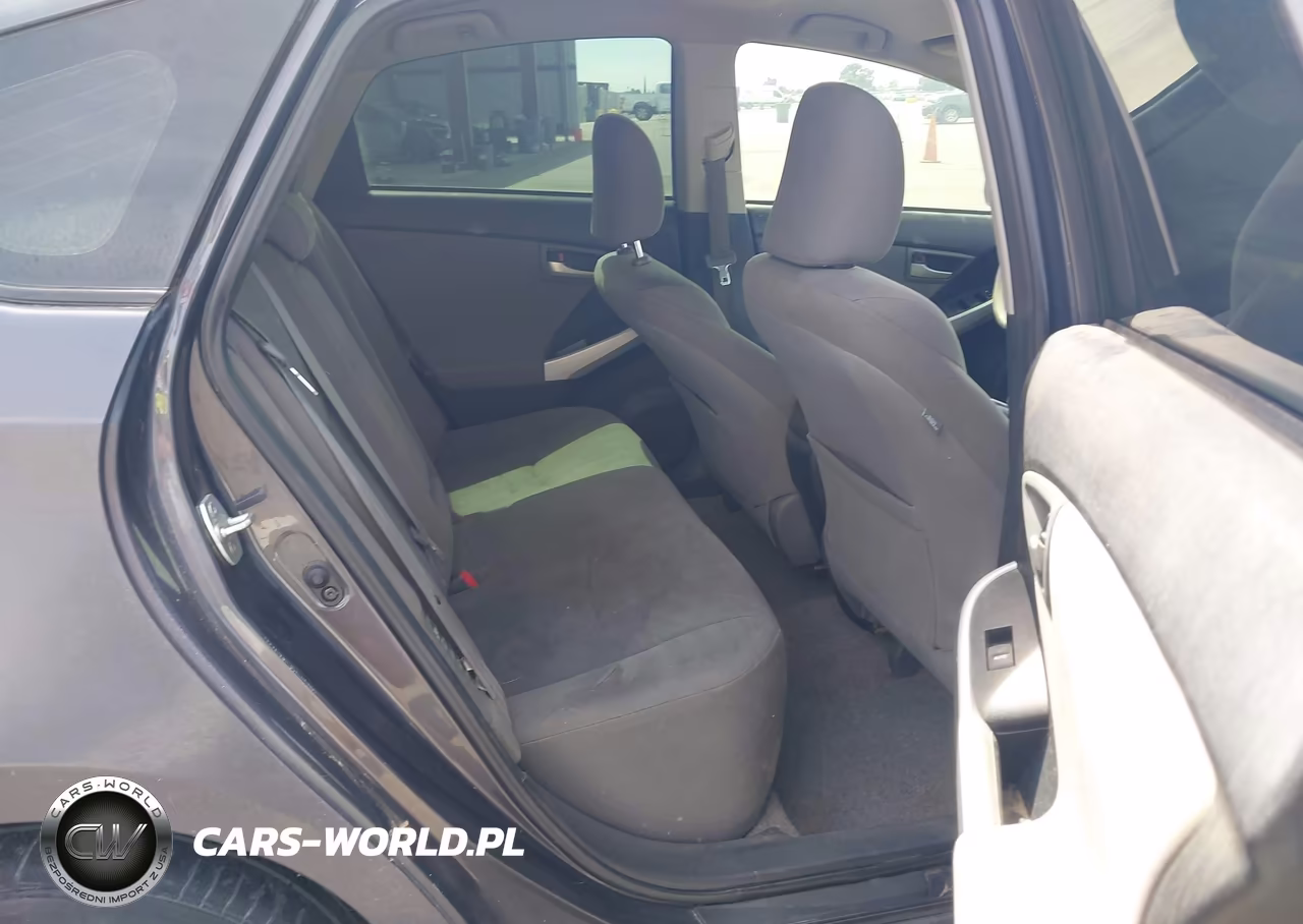 2013 Toyota Prius VIN:JTDKN3DU8D5666654 - 8