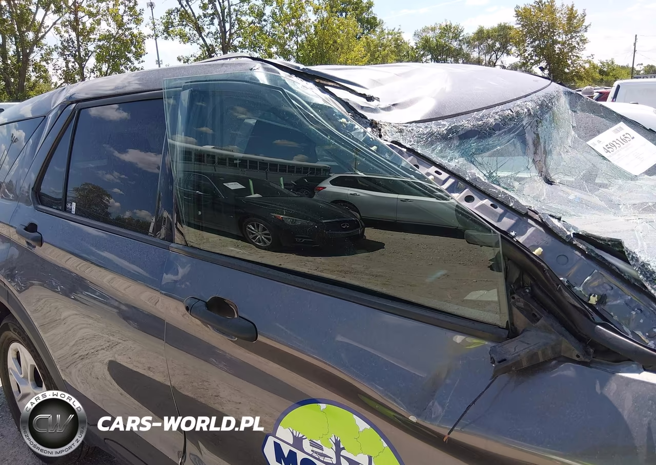 2020 Ford Police Interceptor Utility VIN:1FM5K8AB2LGB23546 - 18