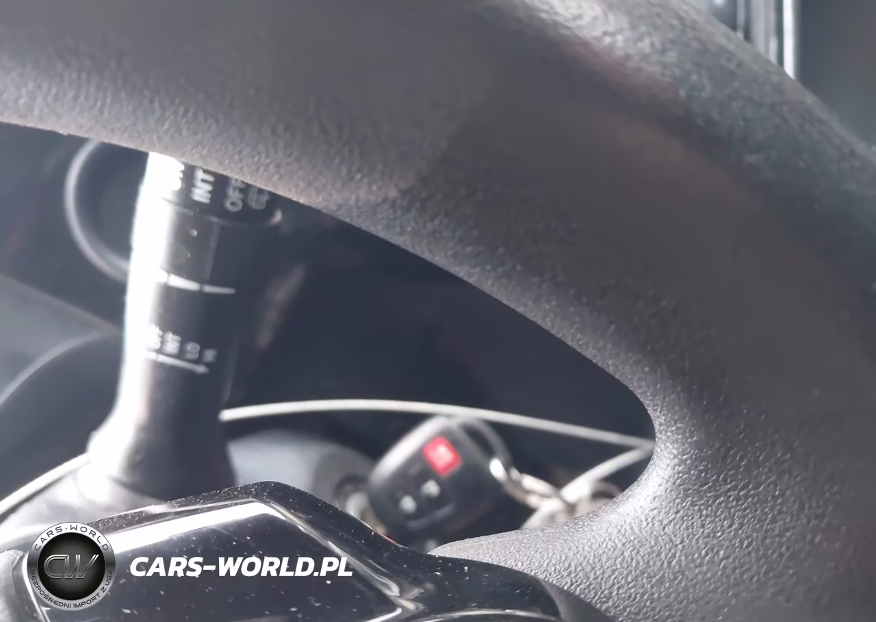 2018 Toyota Prius C Two VIN:JTDKDTB37J1605795 - 11