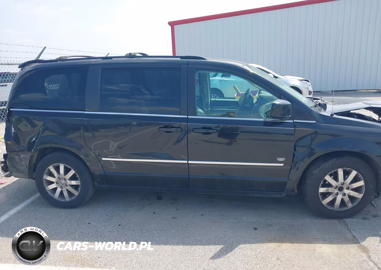 2009 Chrysler Town & Country Touring VIN:2A8HR54X19R642378 - 14