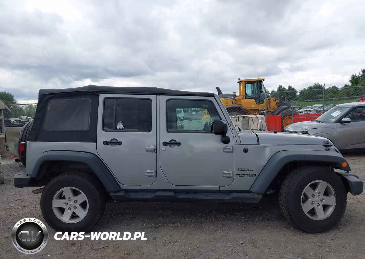 2017 Jeep Wrangler Unlimited Sport 4X4 VIN:1C4HJWDG8HL576682 - 14