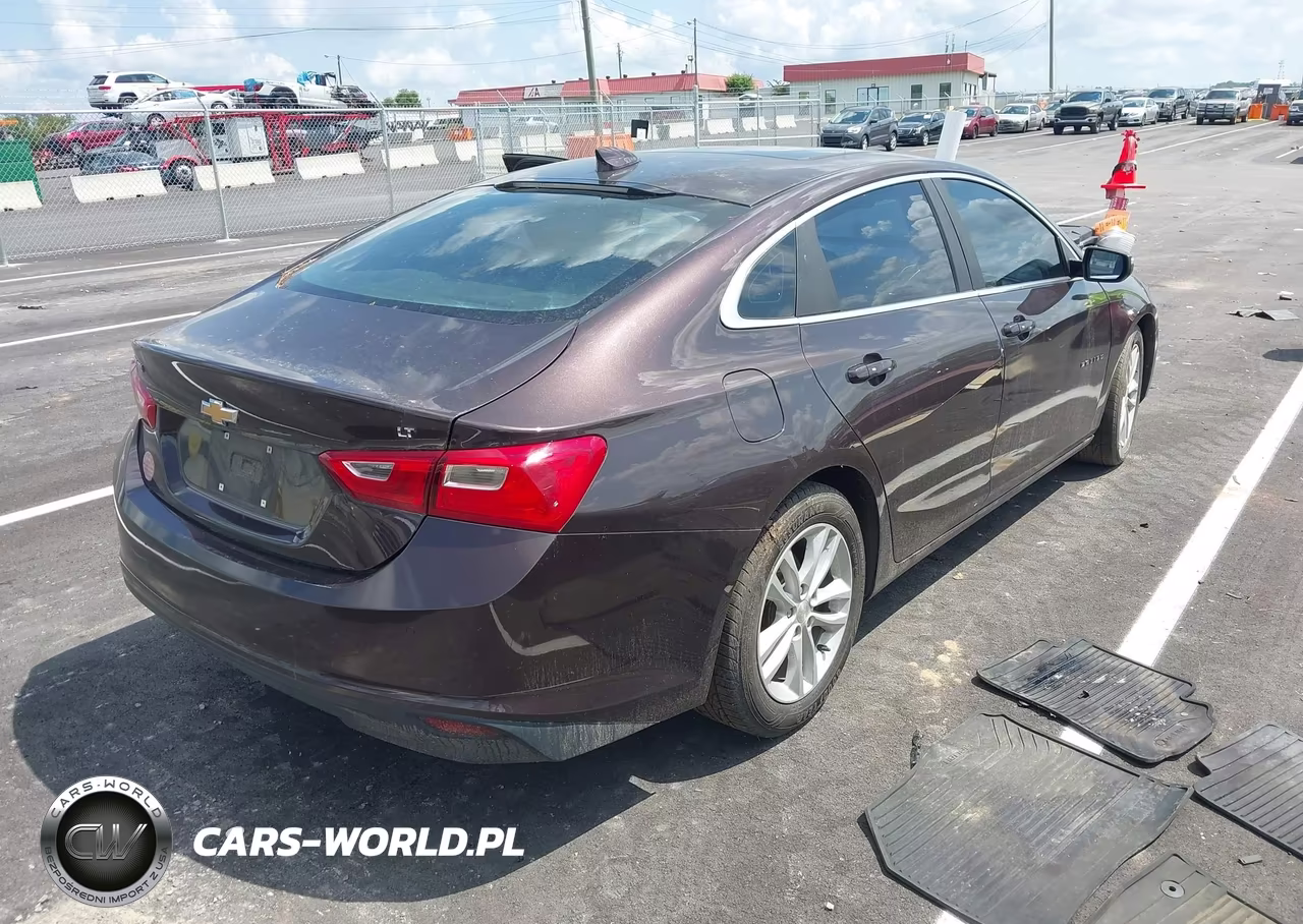 2016 Chevrolet Malibu 1Lt VIN:1G1ZE5ST3GF335234 - 4