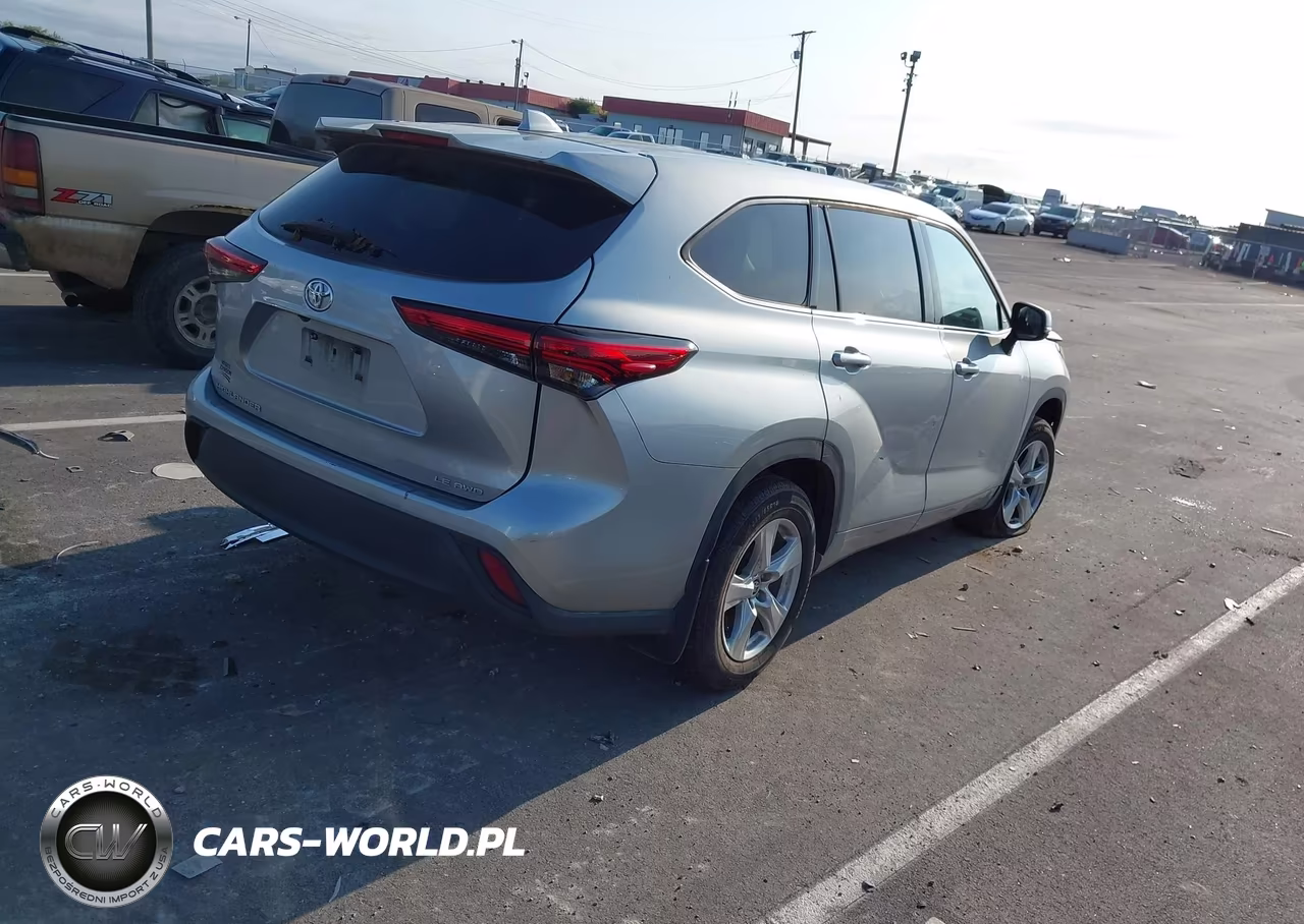 2021 Toyota Highlander Le VIN:5TDBZRBH9MS559443 - 4