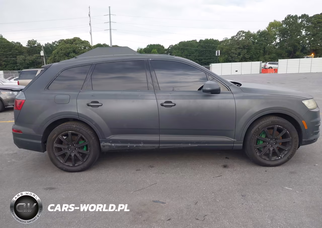 2018 Audi Q7 2.0T Premium VIN:WA1AHAF71JD025372 - 13