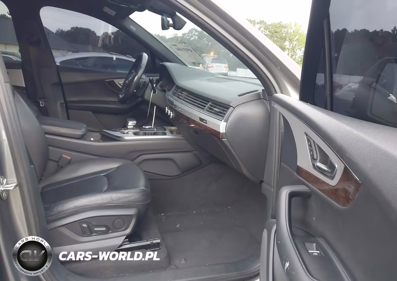 2018 Audi Q7 2.0T Premium VIN:WA1AHAF71JD025372 - 5