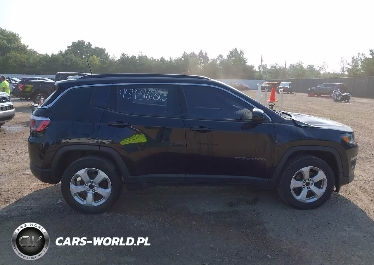 2018 Jeep Compass Latitude 4X4 VIN:3C4NJDBB1JT360116 - 13