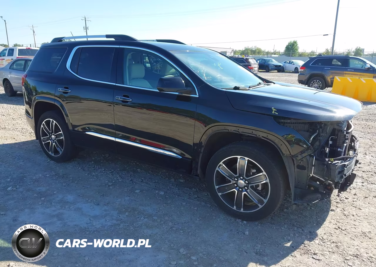 2017 GMC Acadia Denali – zdjęcie 1 z 16
