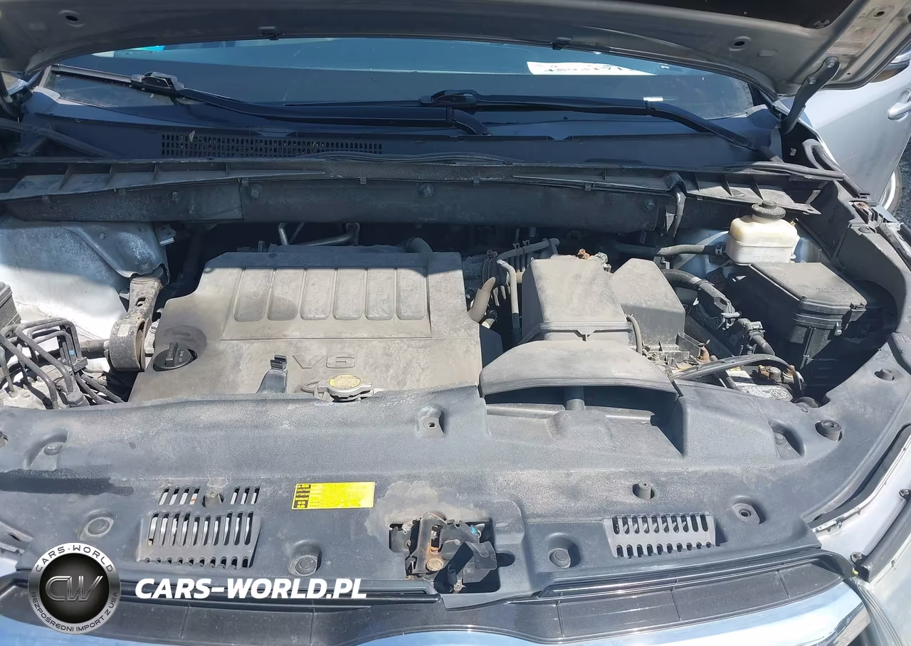 2015 Toyota Highlander Le V6 VIN:5TDBKRFH9FS173543 - 10