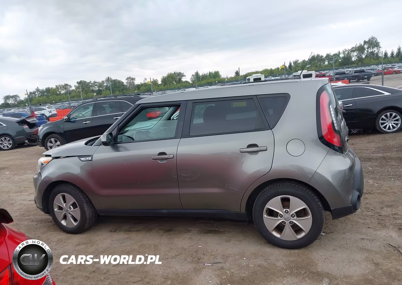 2015 Kia Soul VIN:KNDJN2A24F7231954 - 14