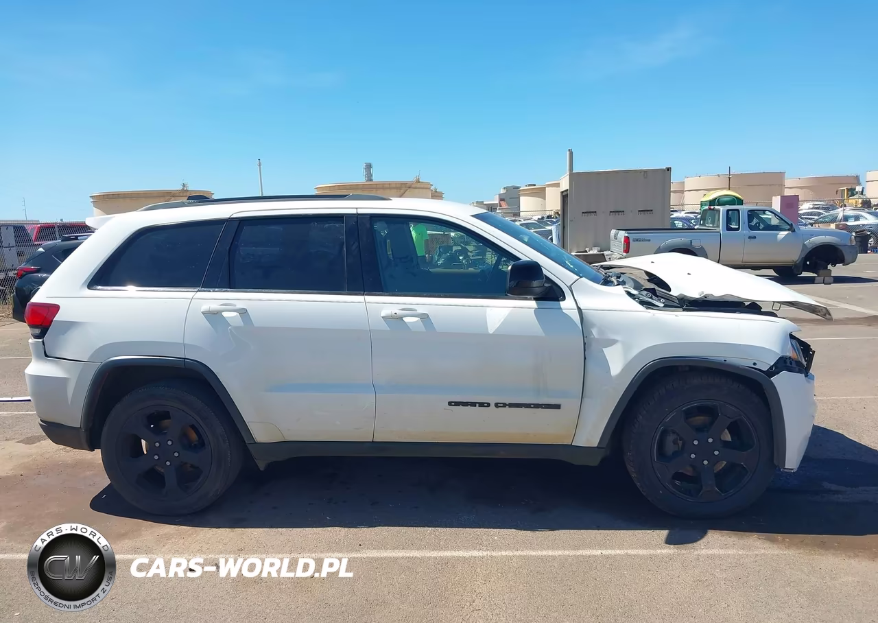 2019 Jeep Grand Cherokee Upland 4X2 VIN:1C4RJEAG6KC643371 - 13
