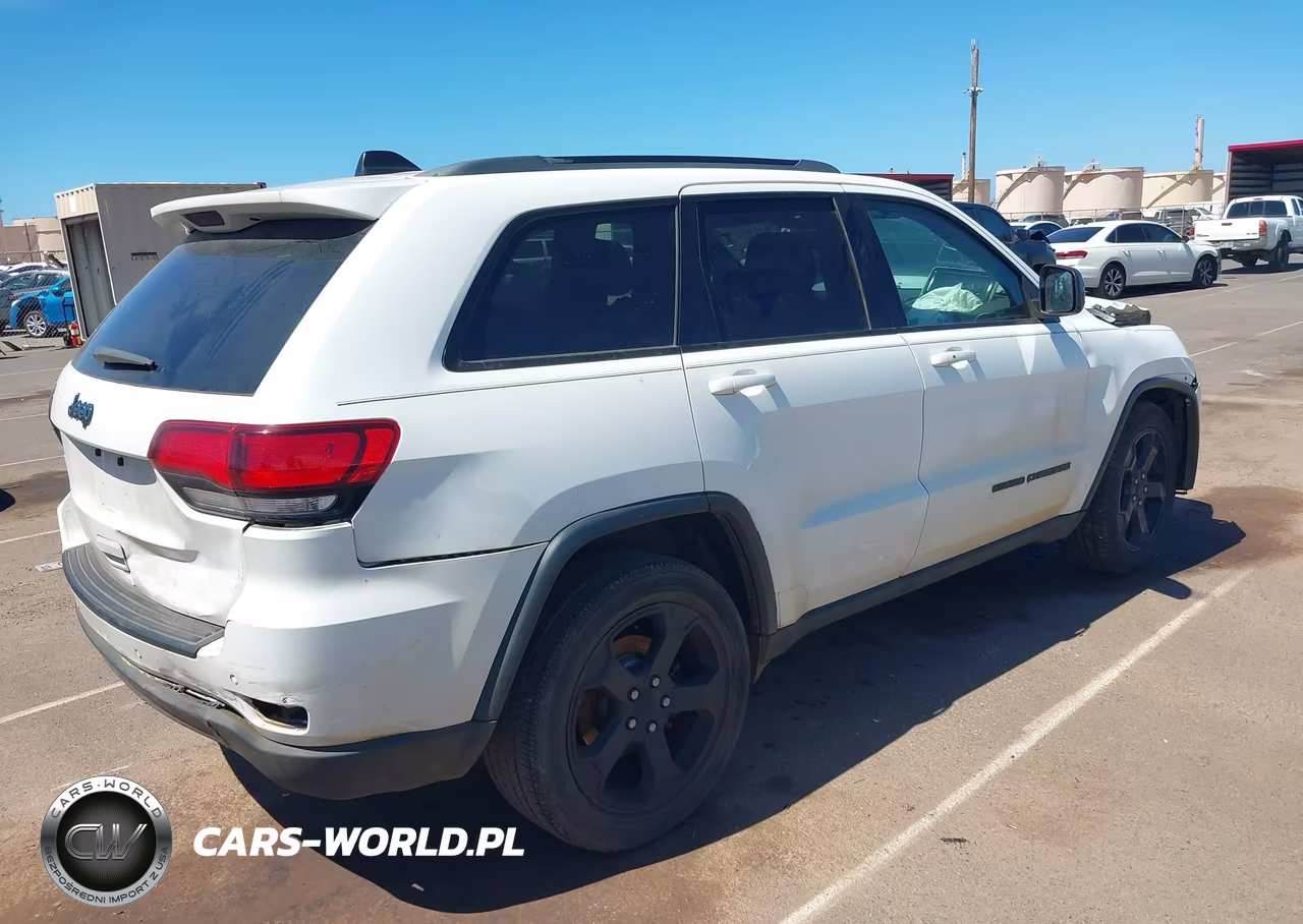 2019 Jeep Grand Cherokee Upland 4X2 VIN:1C4RJEAG6KC643371 - 4