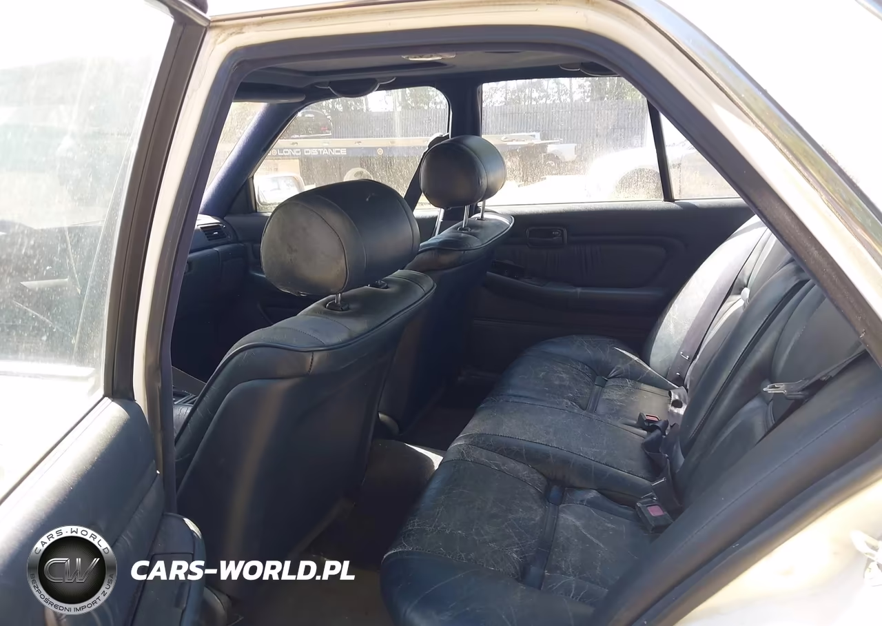 1990 Toyota Cressida Luxury VIN:JT2MX83EXL0038304 - 8