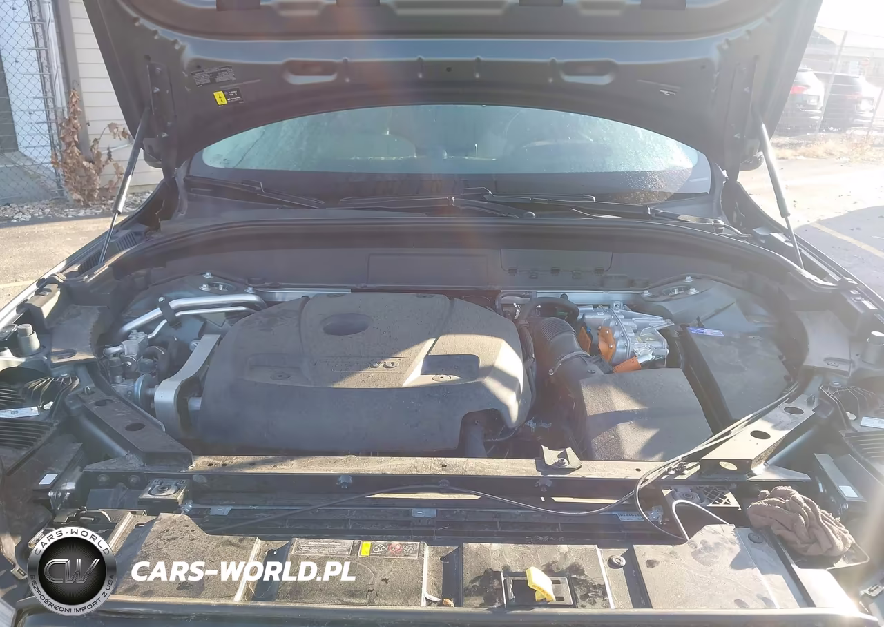 2026 Volvo Xc60 Plug-In Hybrid Ultra, T8 Awd Electric-Gasoline, Dark VIN:YV4H60RM5T1301513 - 10