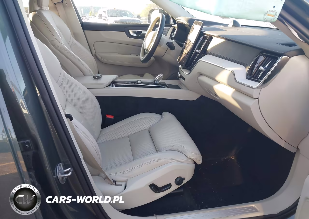2026 Volvo Xc60 Plug-In Hybrid Ultra, T8 Awd Electric-Gasoline, Dark VIN:YV4H60RM5T1301513 - 5