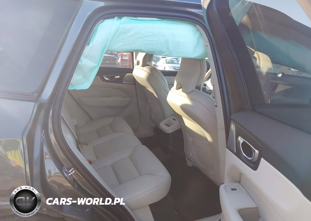 2026 Volvo Xc60 Plug-In Hybrid Ultra, T8 Awd Electric-Gasoline, Dark VIN:YV4H60RM5T1301513 - 8