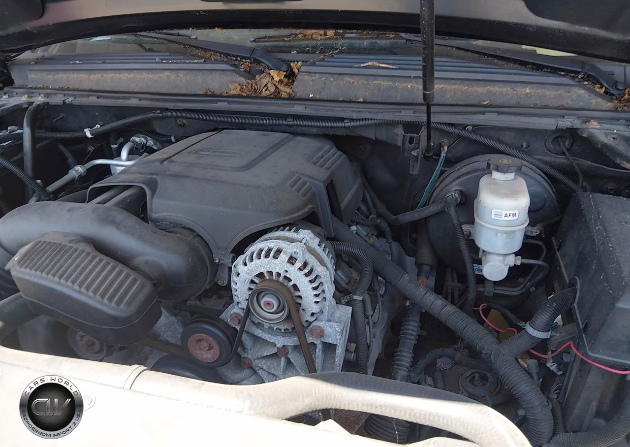2010 Chevrolet Suburban 1500 Ls VIN:1GNUKHE30AR241137 - 17