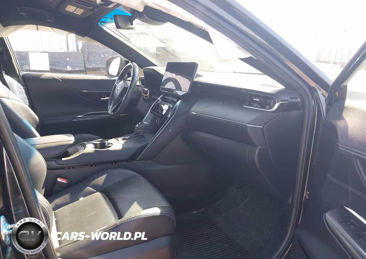 2023 Toyota Venza Nightshade Edition VIN:JTEAAAAH1PJ136049 - 5
