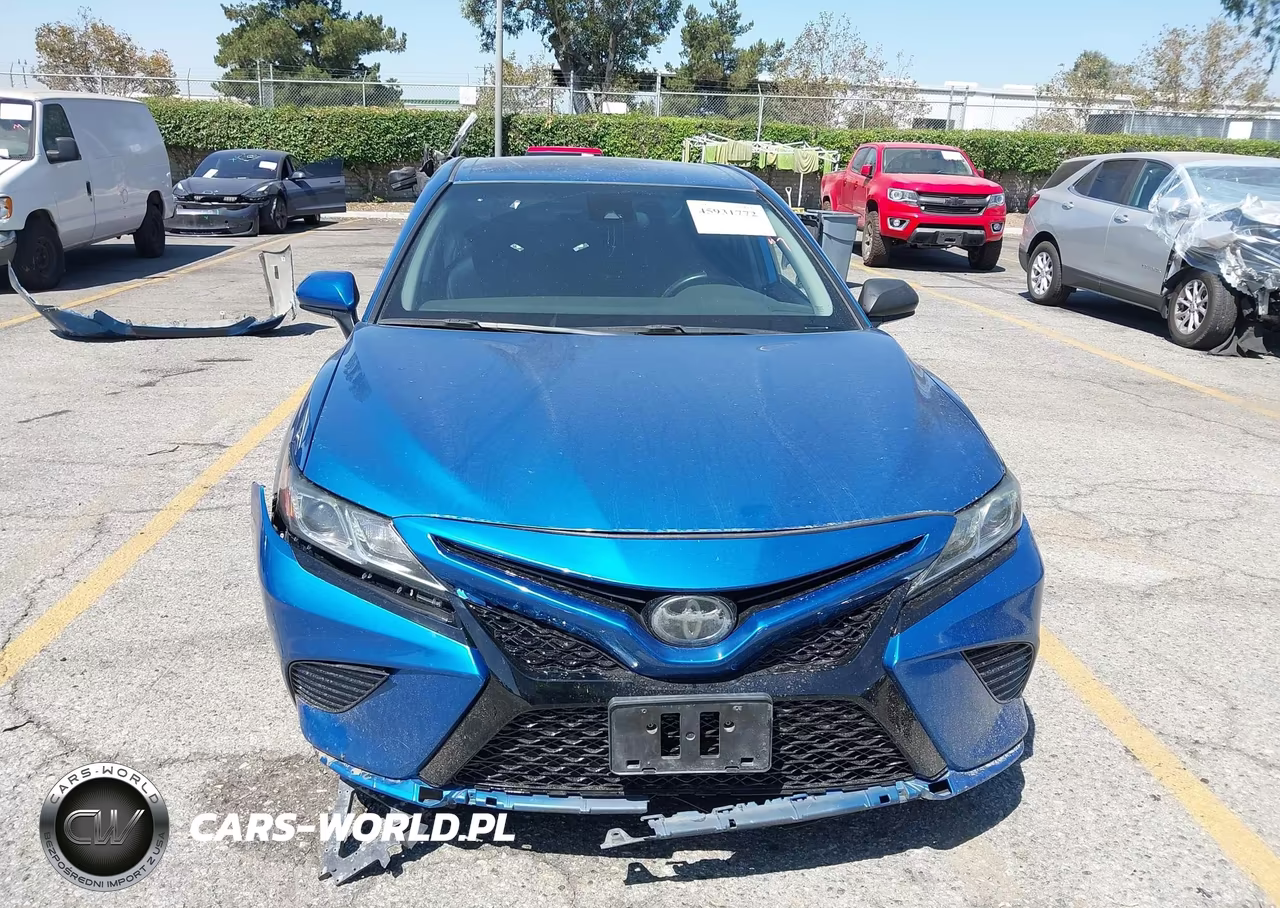 2020 Toyota Camry Se VIN:4T1G11AK2LU330474 - 13