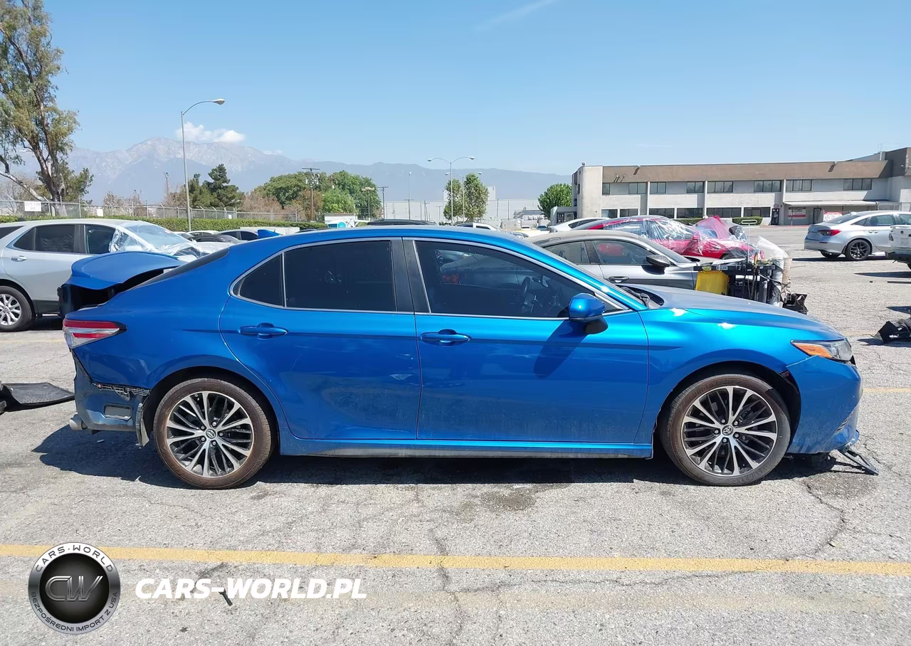 2020 Toyota Camry Se VIN:4T1G11AK2LU330474 - 14