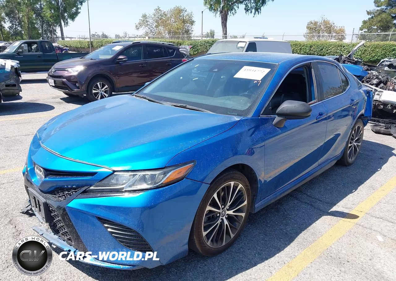 2020 Toyota Camry Se VIN:4T1G11AK2LU330474 - 2
