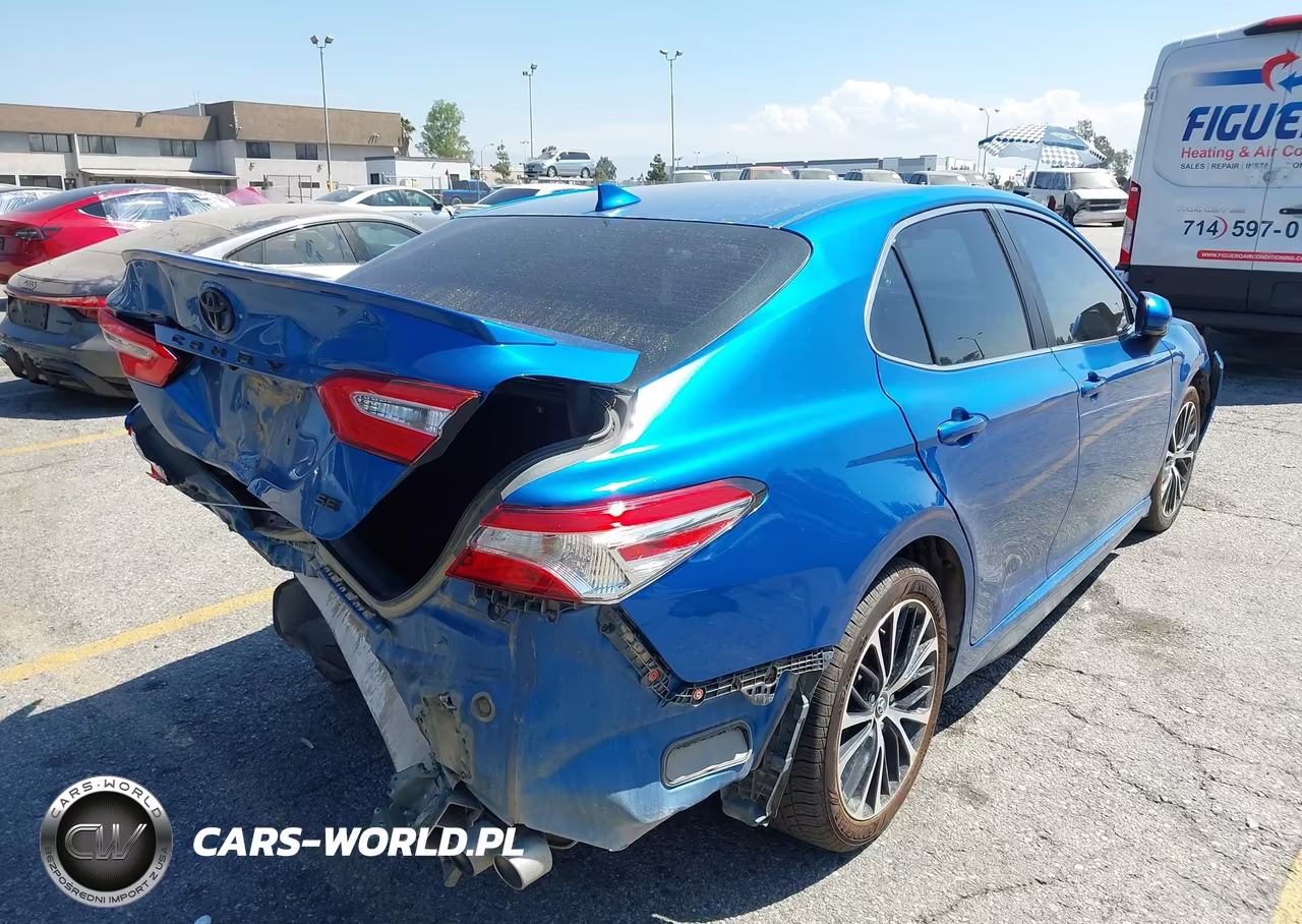 2020 Toyota Camry Se VIN:4T1G11AK2LU330474 - 4
