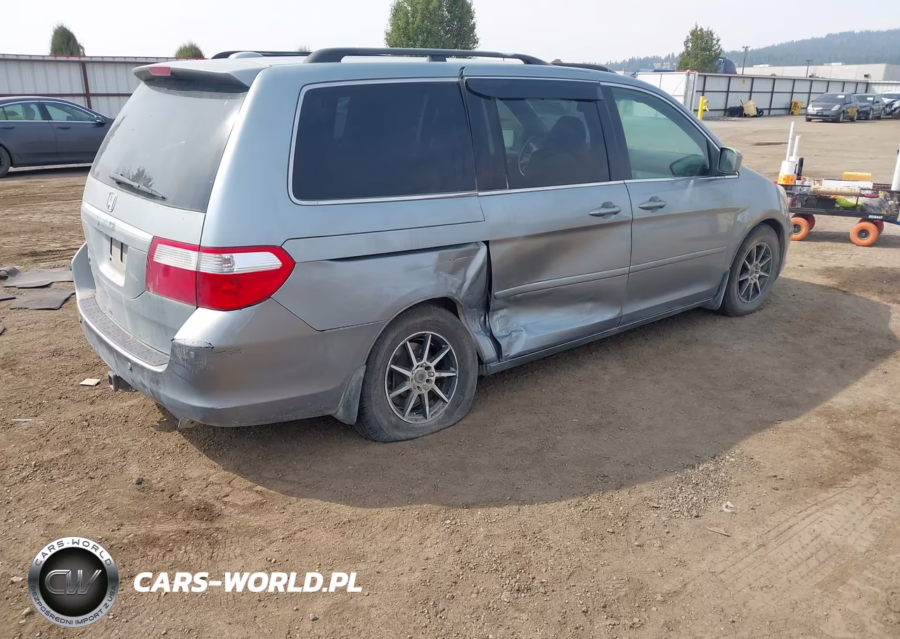 2006 Honda Odyssey Touring VIN:5FNRL388X6B066642 - 4