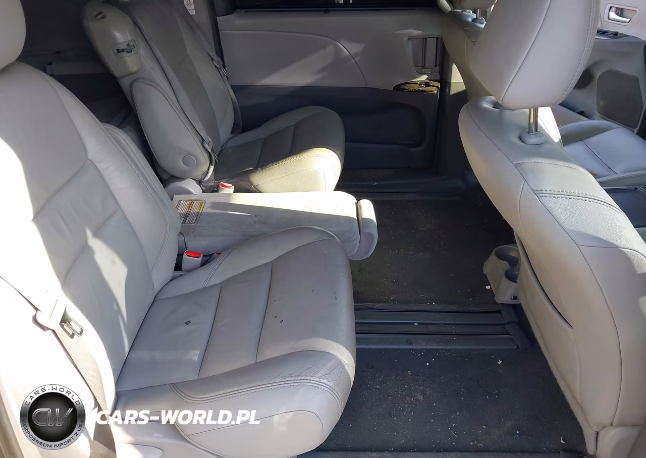 2019 Toyota Sienna Xle 8 Passenger VIN:5TDYZ3DC4KS983988 - 8