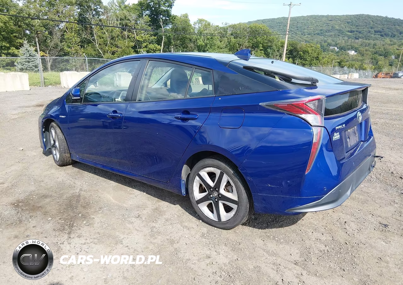 2016 Toyota Prius Four Touring VIN:JTDKARFU9G3526284 - 3