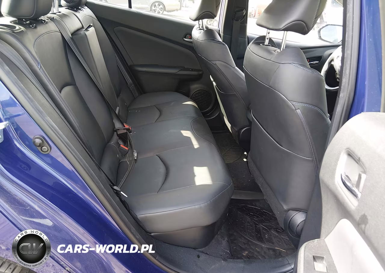 2016 Toyota Prius Four Touring VIN:JTDKARFU9G3526284 - 8