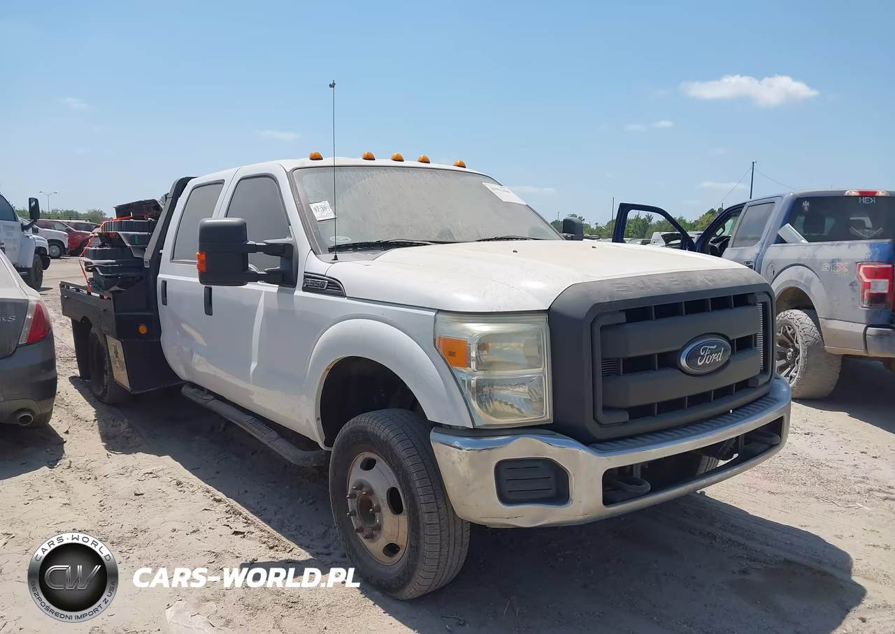 2012 Ford F-350 Chassis Xl