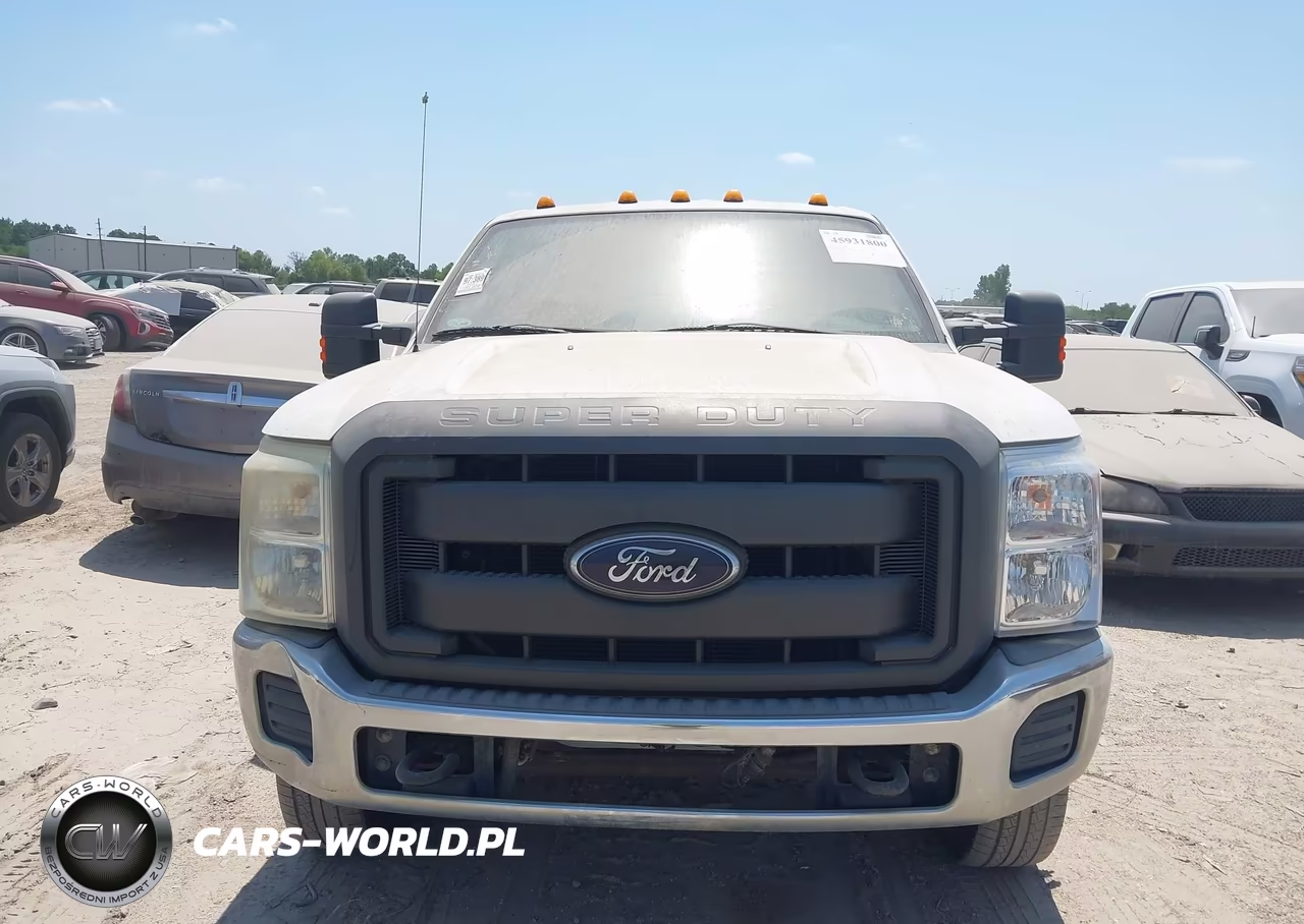 2012 Ford F-350 Chassis Xl VIN:1FD8W3H65CEB81708 - 12