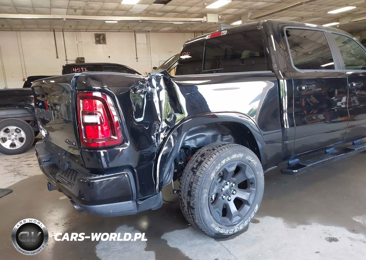 2025 Ram 1500 Big Horn 4X4 5'7 Box VIN:1C6SRFFPXSN521374 - 19