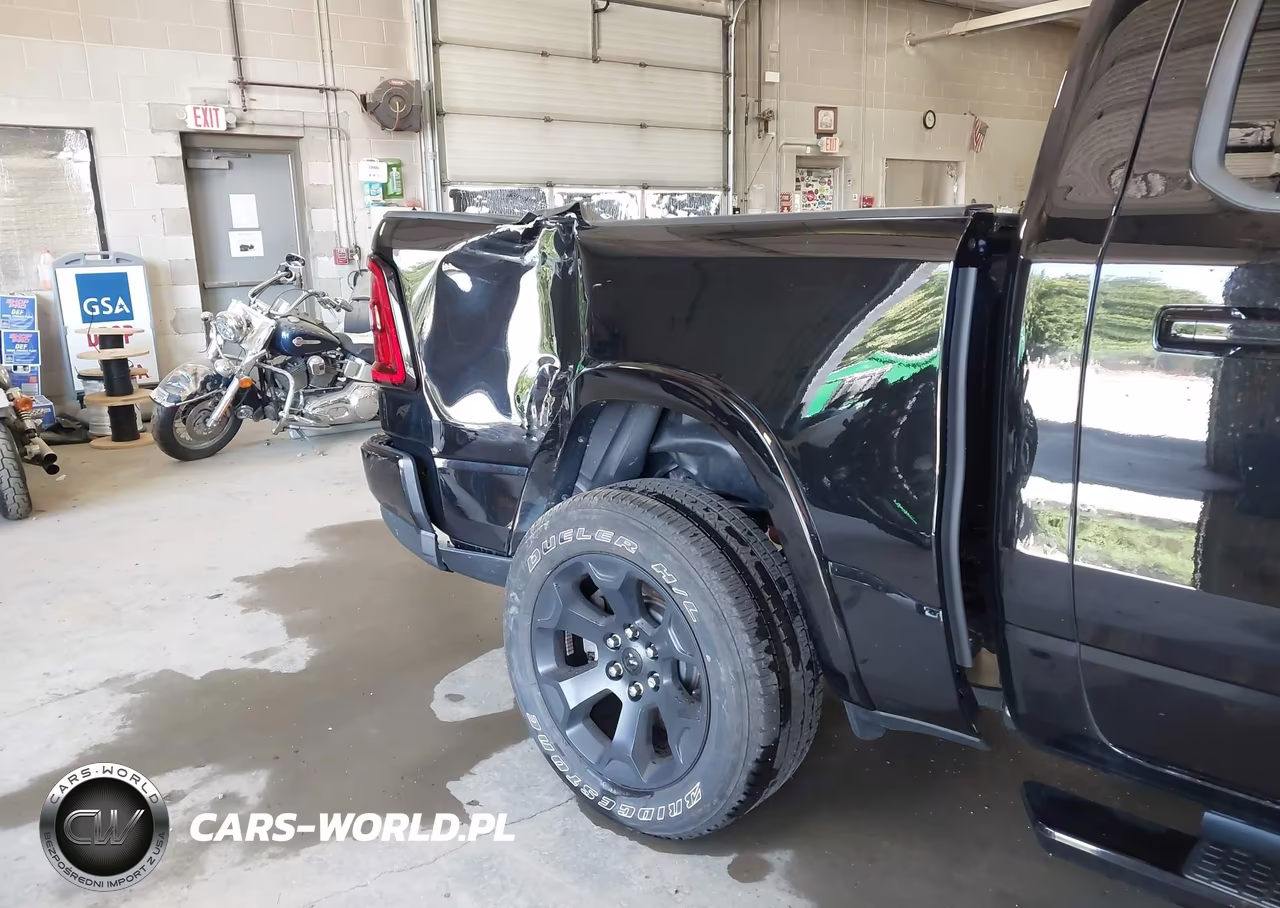 2025 Ram 1500 Big Horn 4X4 5'7 Box VIN:1C6SRFFPXSN521374 - 20