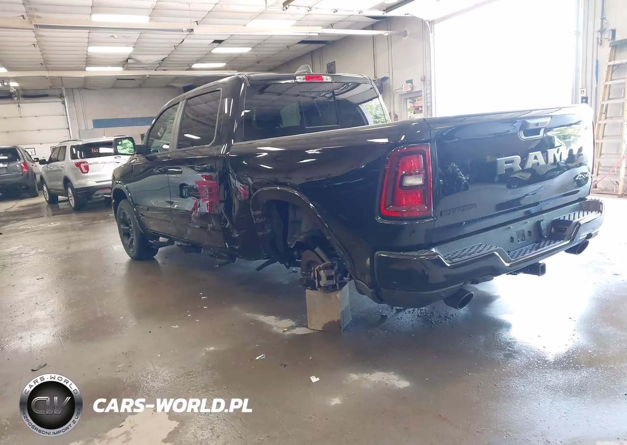 2025 Ram 1500 Big Horn 4X4 5'7 Box VIN:1C6SRFFPXSN521374 - 3