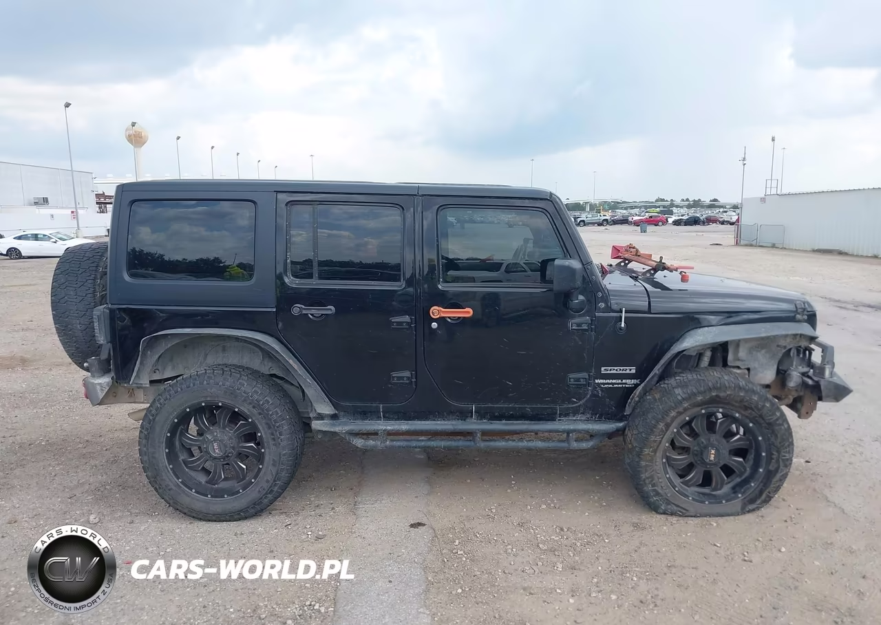 2018 Jeep Wrangler Jk Unlimited Sport 4X4 VIN:1C4BJWDG4JL813048 - 13