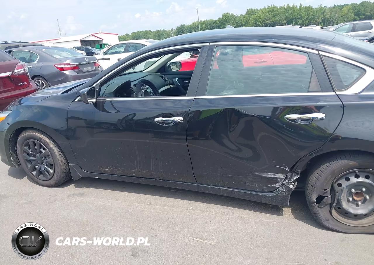 2018 Nissan Altima 2.5 S VIN:1N4AL3AP6JC141833 - 14
