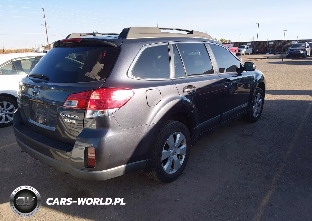 2011 Subaru Outback 2.5I Limited VIN:4S4BRBKC3B3356585 - 4