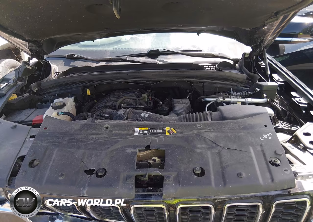 2023 Jeep Grand Cherokee Limited 4X4 VIN:1C4RJHBG8PC532618 - 10