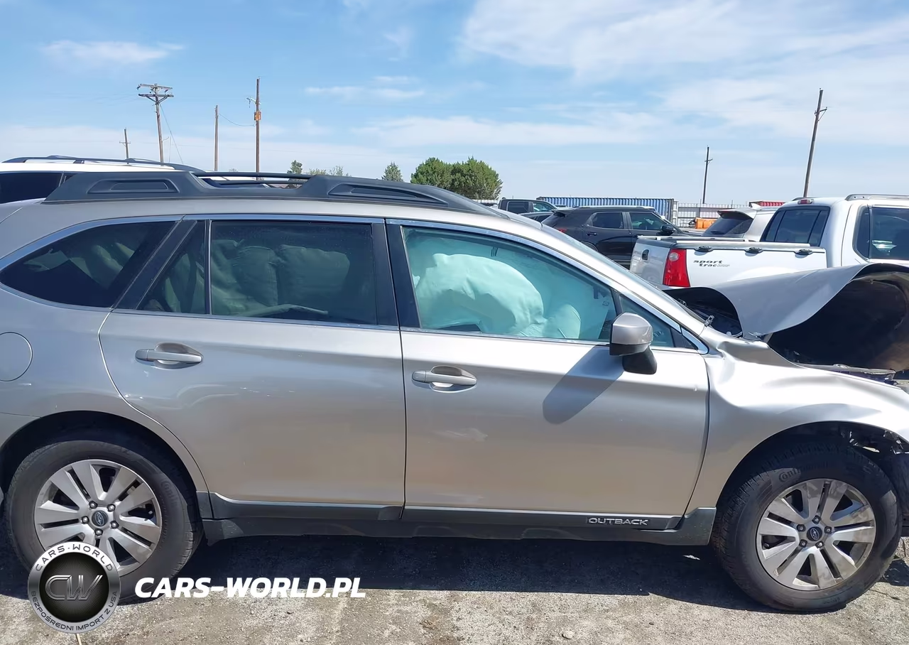 2015 Subaru Outback 2.5I Premium VIN:4S4BSBCC0F3280364 - 14