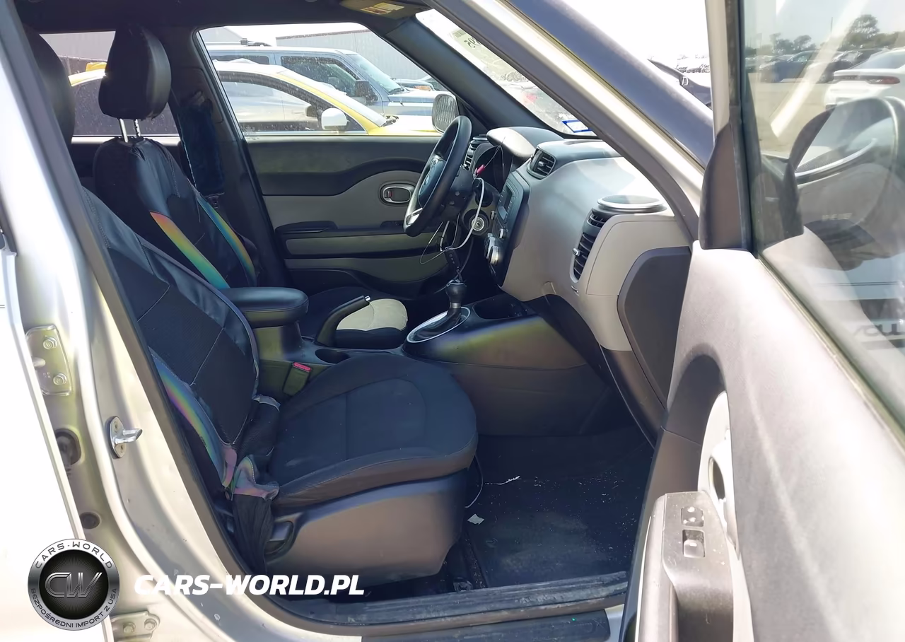 2015 Kia Soul VIN:KNDJN2A2XF7756145 - 5